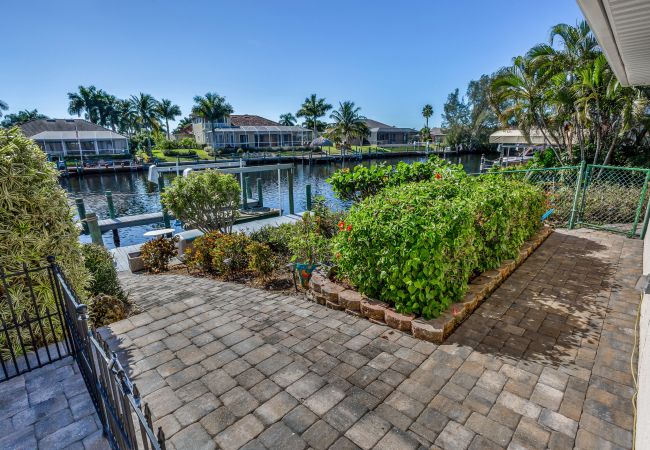 BLUE WATERS - Houses in Cape Coral